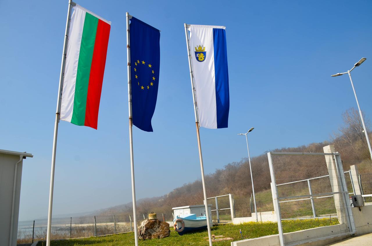 Ivanovi Apartments Burgas Zewnętrze zdjęcie