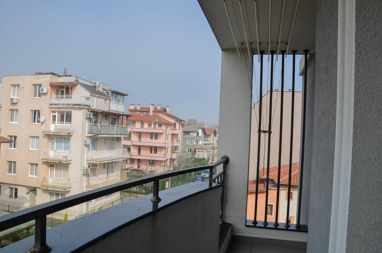 Ivanovi Apartments Burgas Zewnętrze zdjęcie