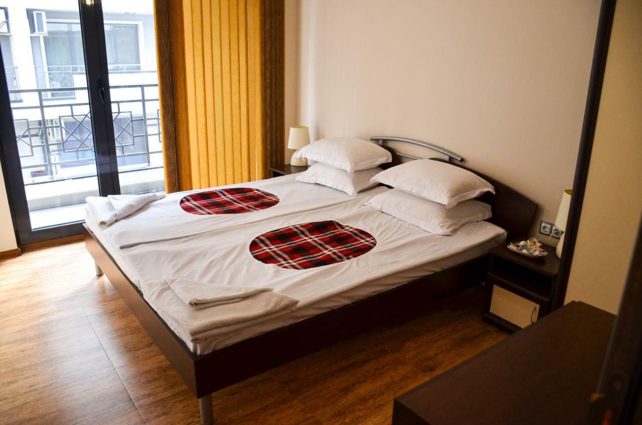 Ivanovi Apartments Burgas Zewnętrze zdjęcie